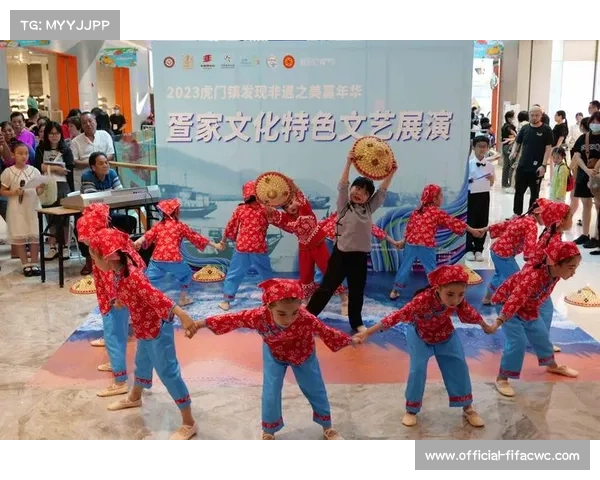 粤喀石榴籽杯开赛 16支粤疆球队同场竞技 非遗展演深化文化交流合作 粤喀石榴籽杯开赛 16支粤疆球队同场竞技 非遗展演深化文化交流合作